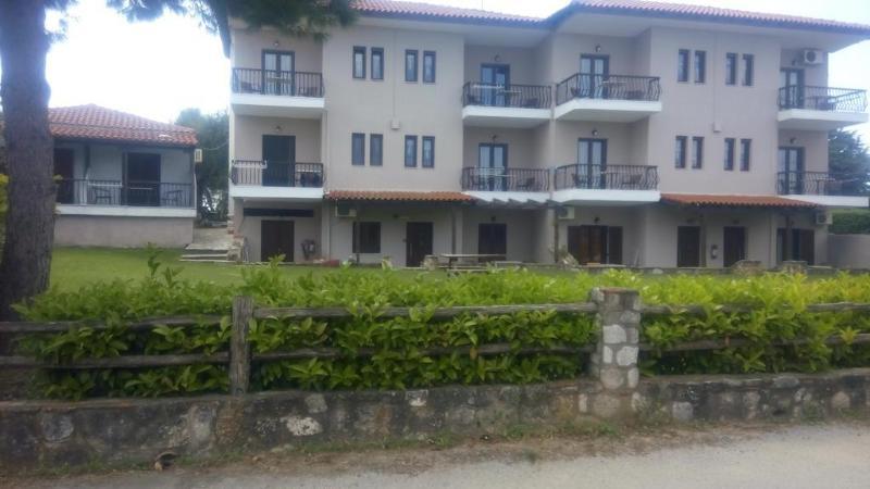 Ferienwohnung Marios Garden House Áfitos Exterior foto